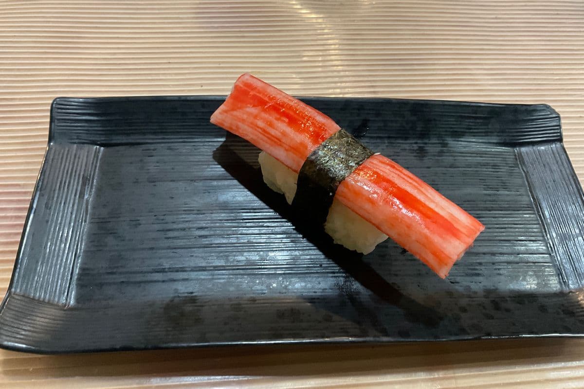 Crab Meat Sushi (1 pc)