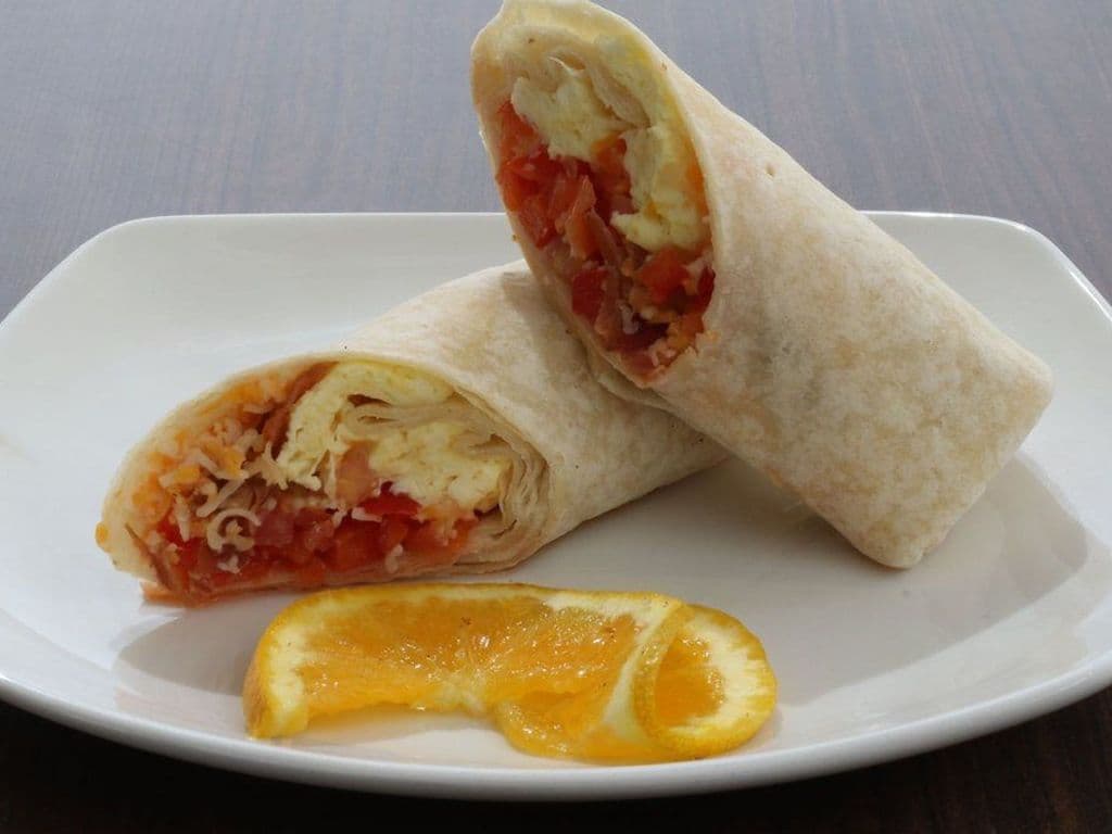 Cheesy Egg & Bacon Wrap