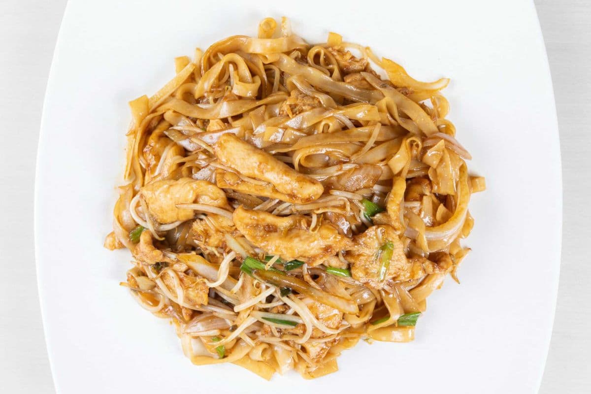 Chicken Ho Feng 鸡肉炒河粉