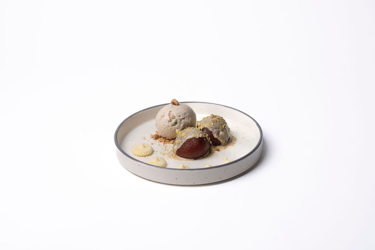 Gulabjamun with Ice Cream