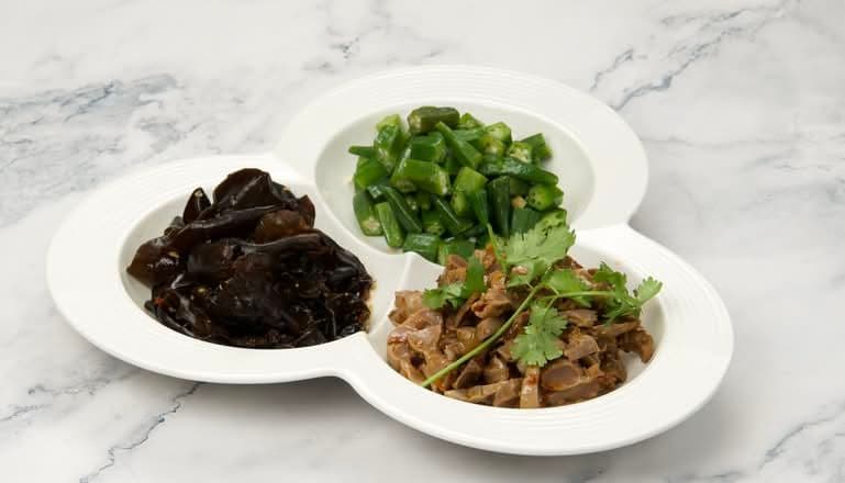 Cold Dish Sampler  / 涼菜三拼