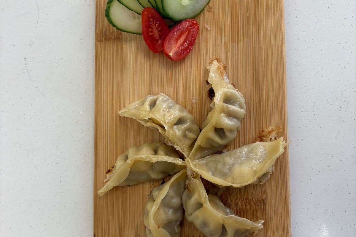Pan-Fried Beef Dumplings (6 pcs)
