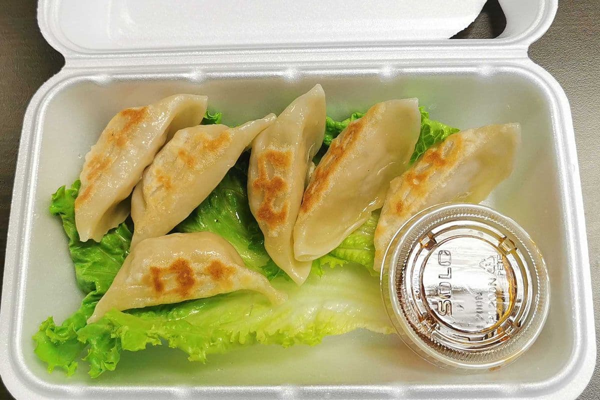 Chicken Gyoza (6 pcs)