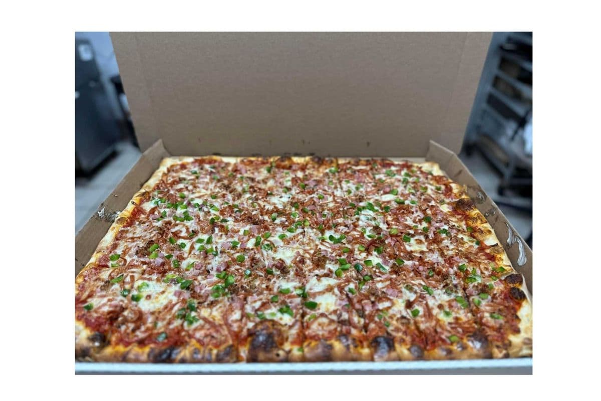 King Four Toppings Pizza
