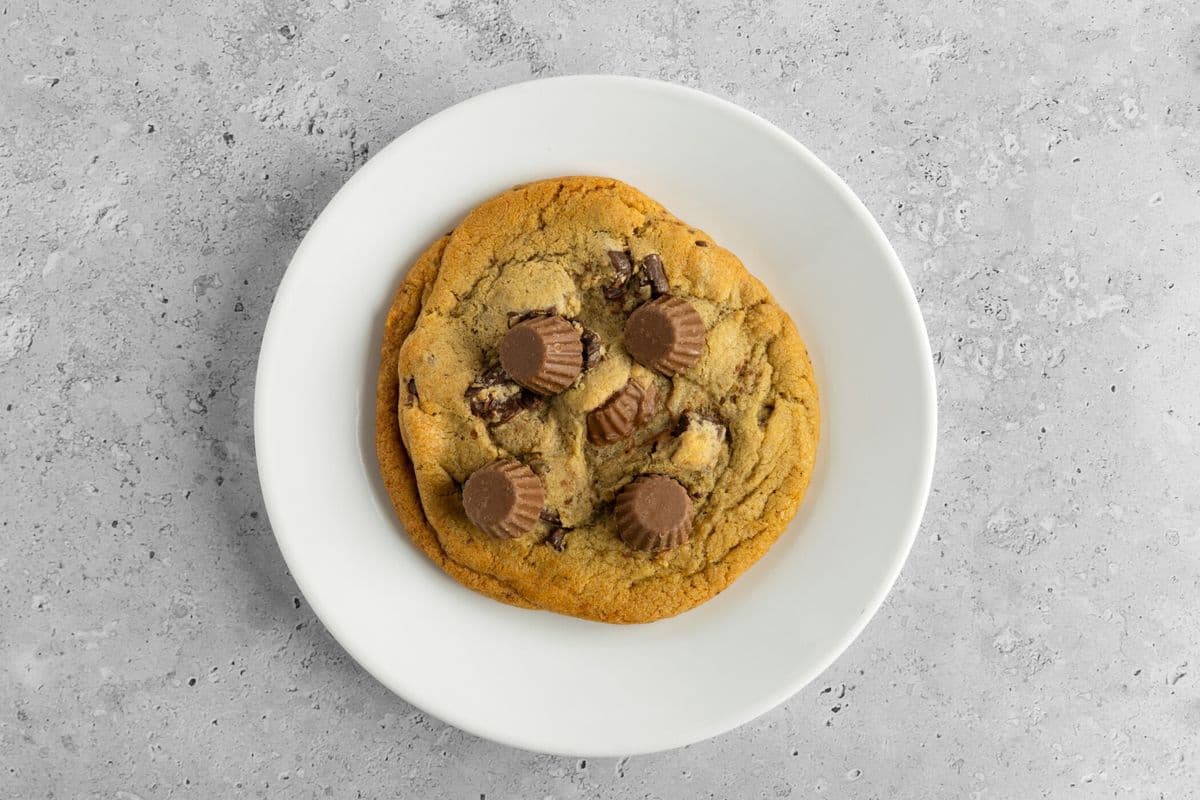 Reese's peanut butter cup cookie