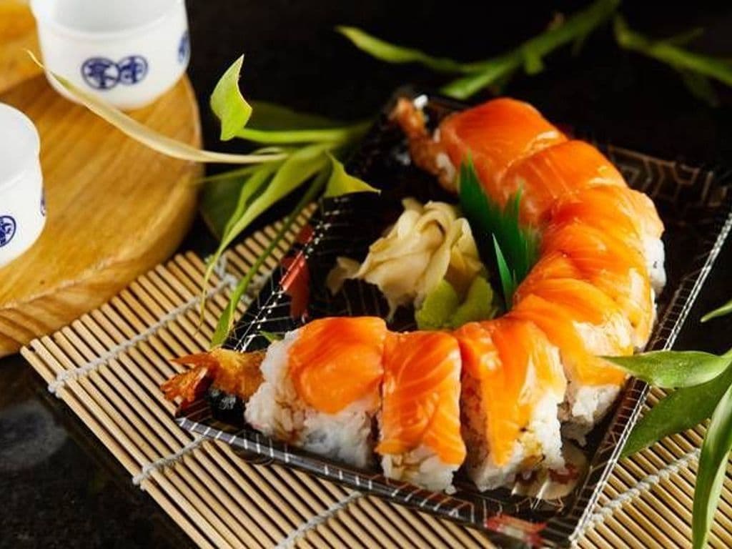 S4. Red Dragon roll