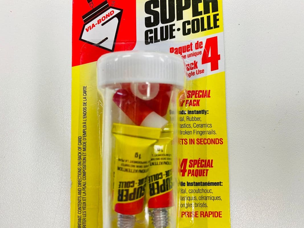 Super Glue (4 nos)