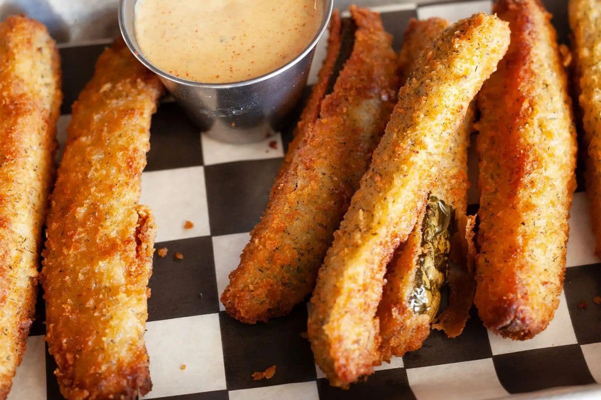 Fried Pickles (7 pieces)