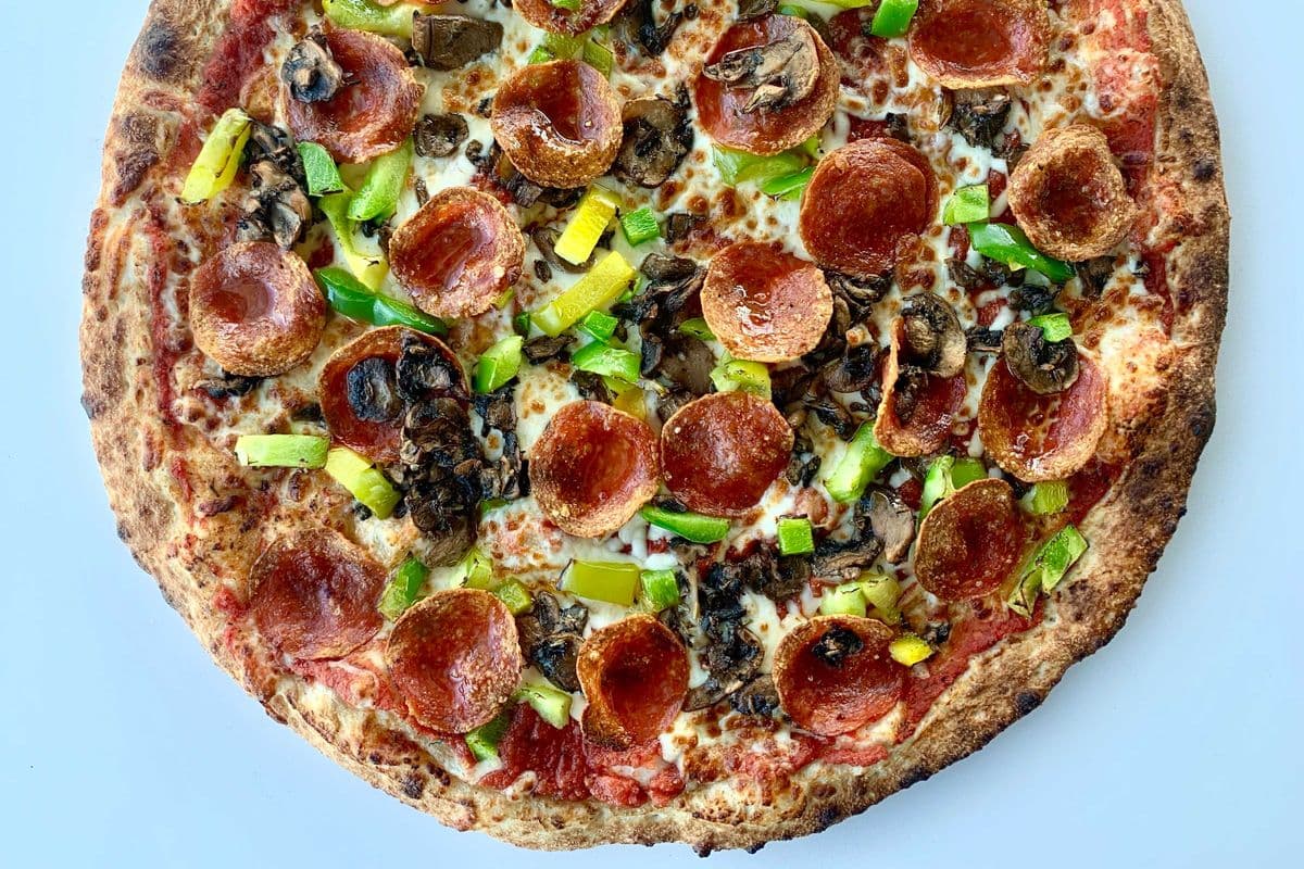 Classic Deluxe Big Love Pizza