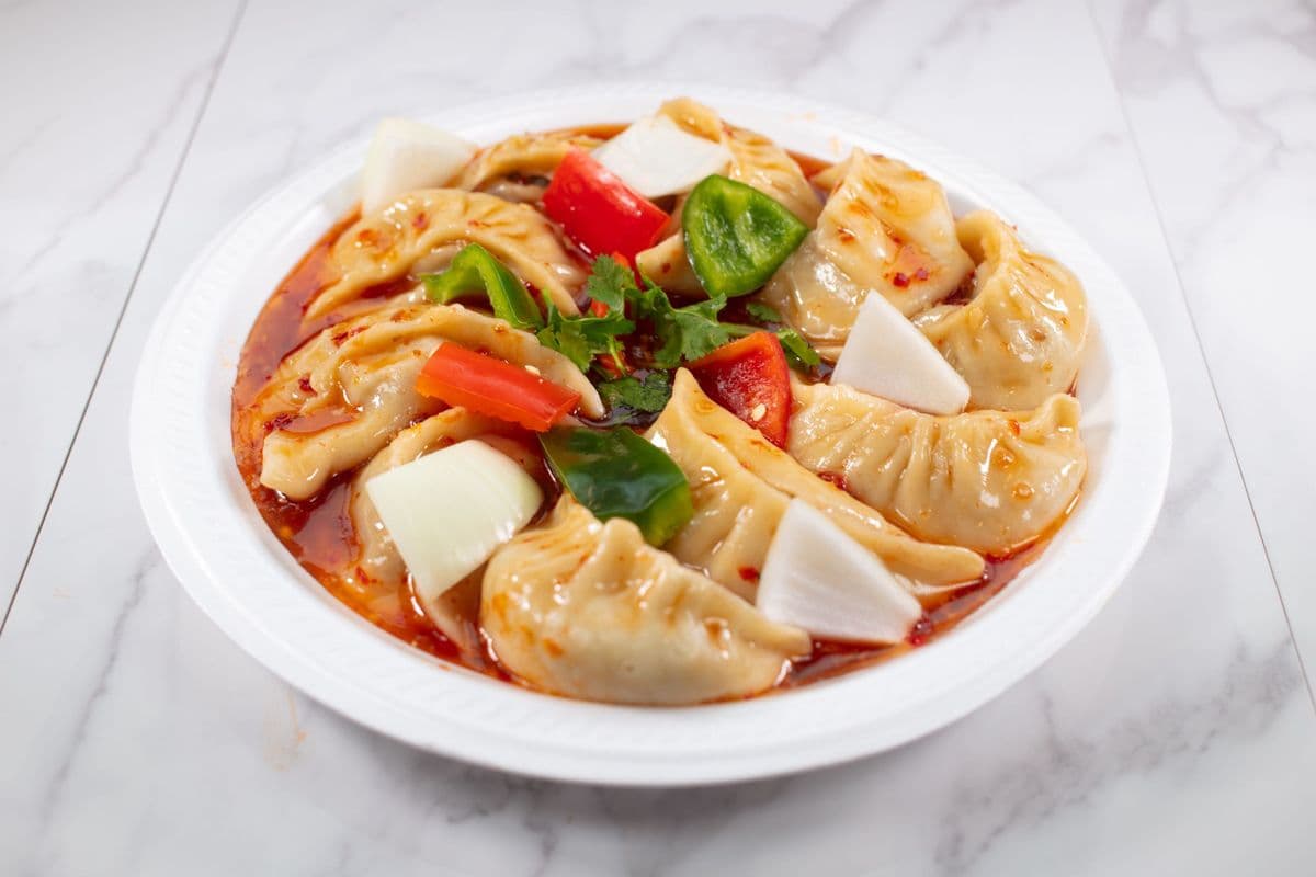 28. Sweet and Sour Momo (10 pcs)