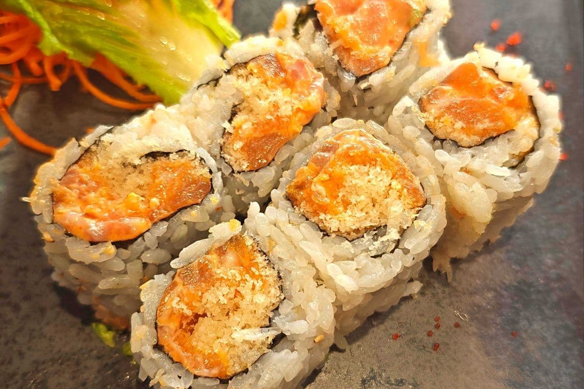 Spicy Salmon Maki