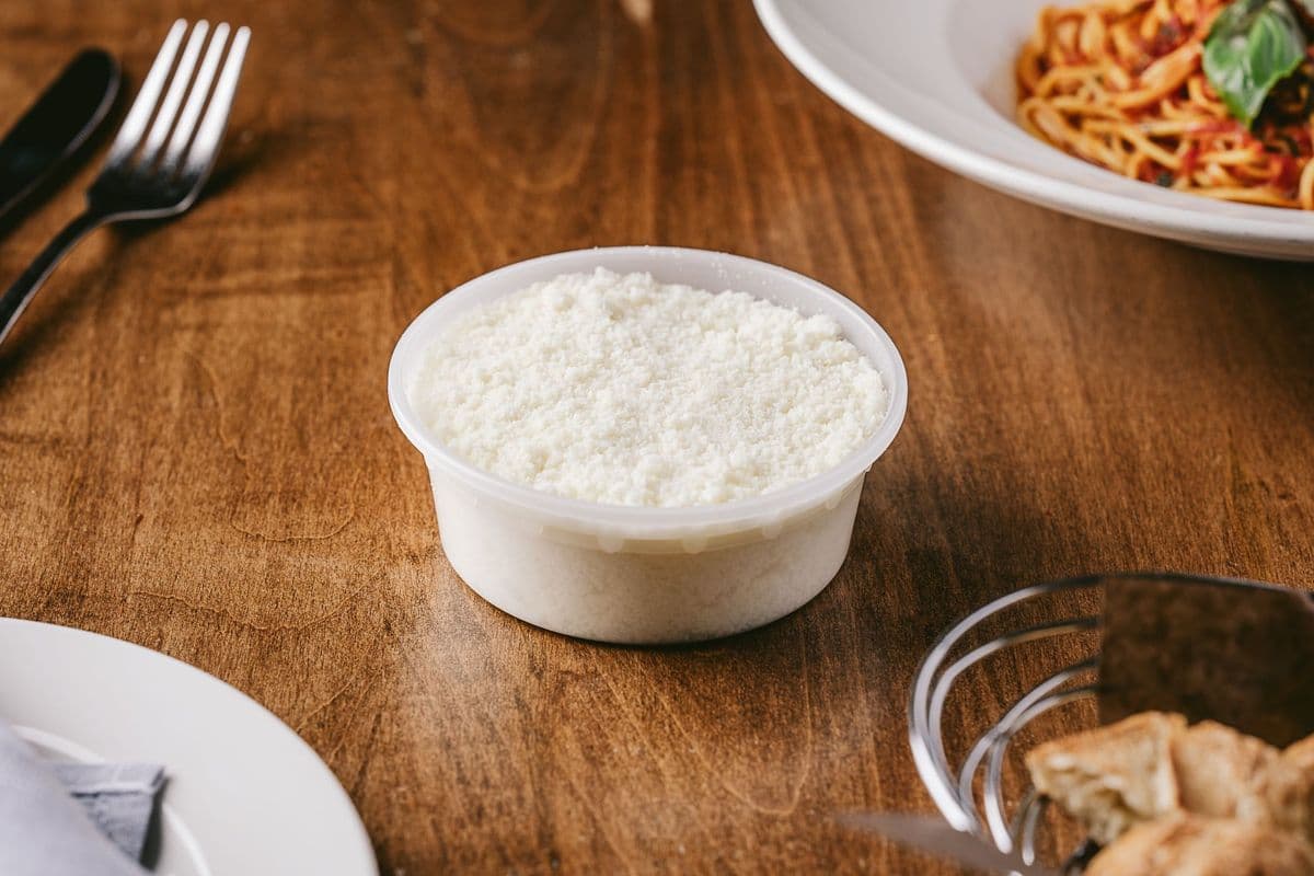 Parmigiano (100 g)