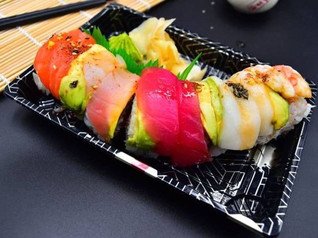 S9. Rainbow Roll