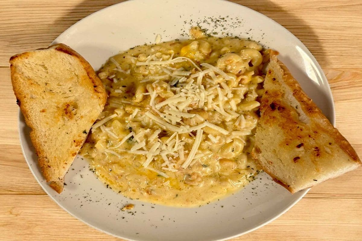 Lobster Macaroni and Cheese