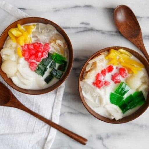Thai Five Colors Dessert (Che Thai) - 20 oz