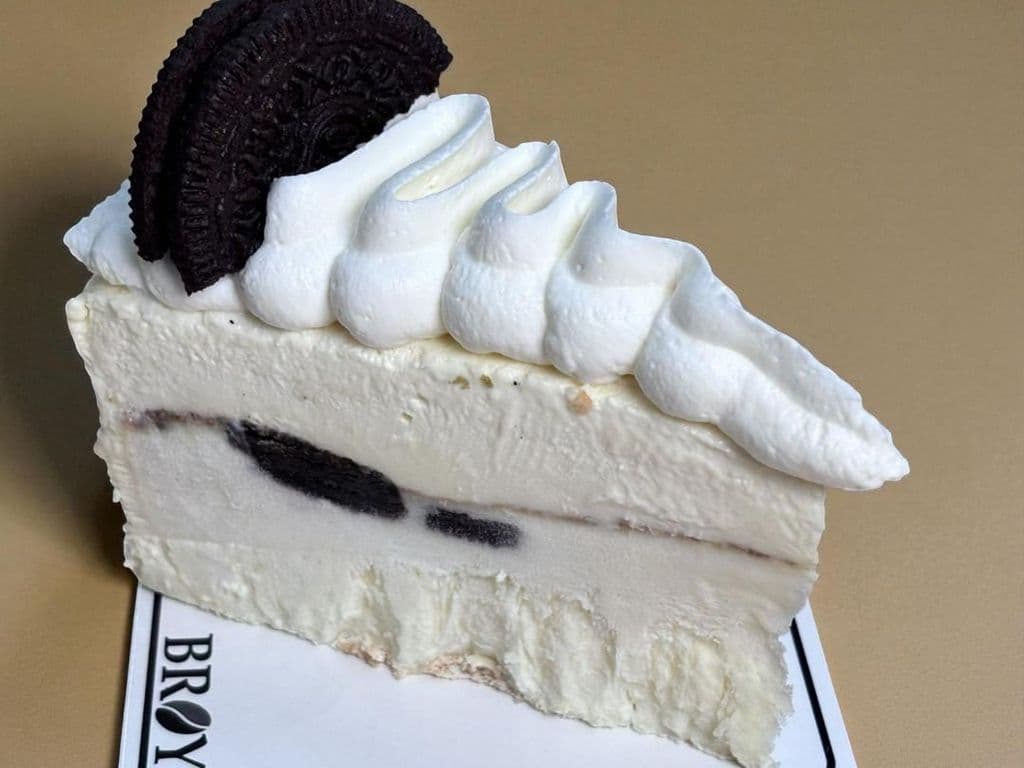 Monster Basque Cheesecake