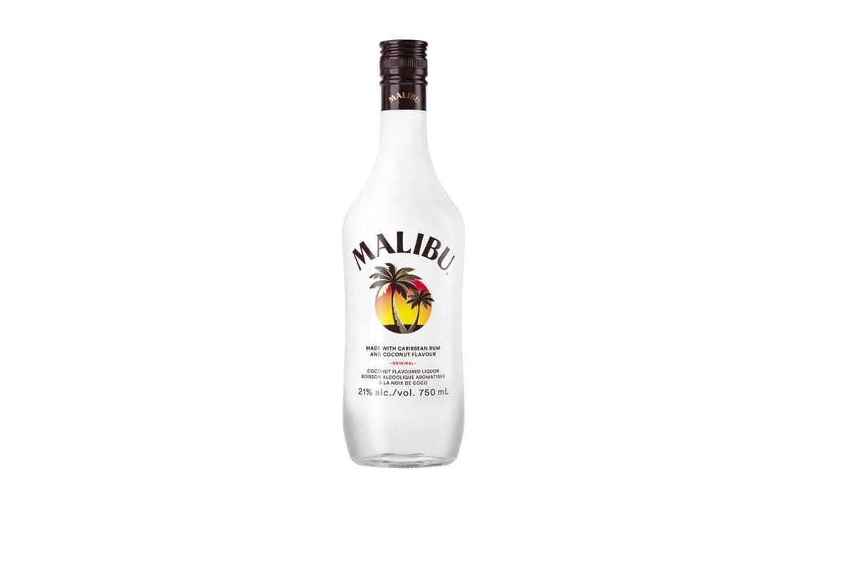 Malibu Coconut Rum (1 x 750 ml)