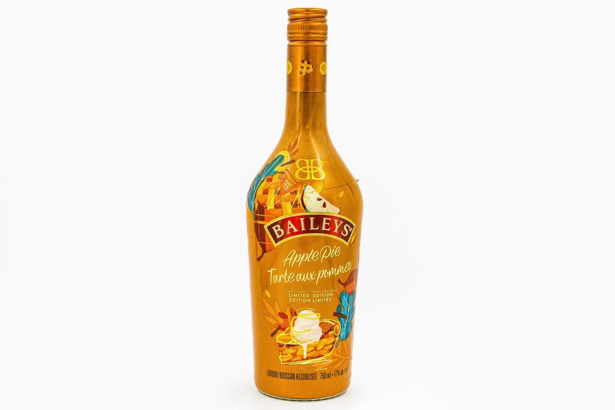 BAILEYS BIRTHDAY CAKE(750ml) (1 x 750ML)
