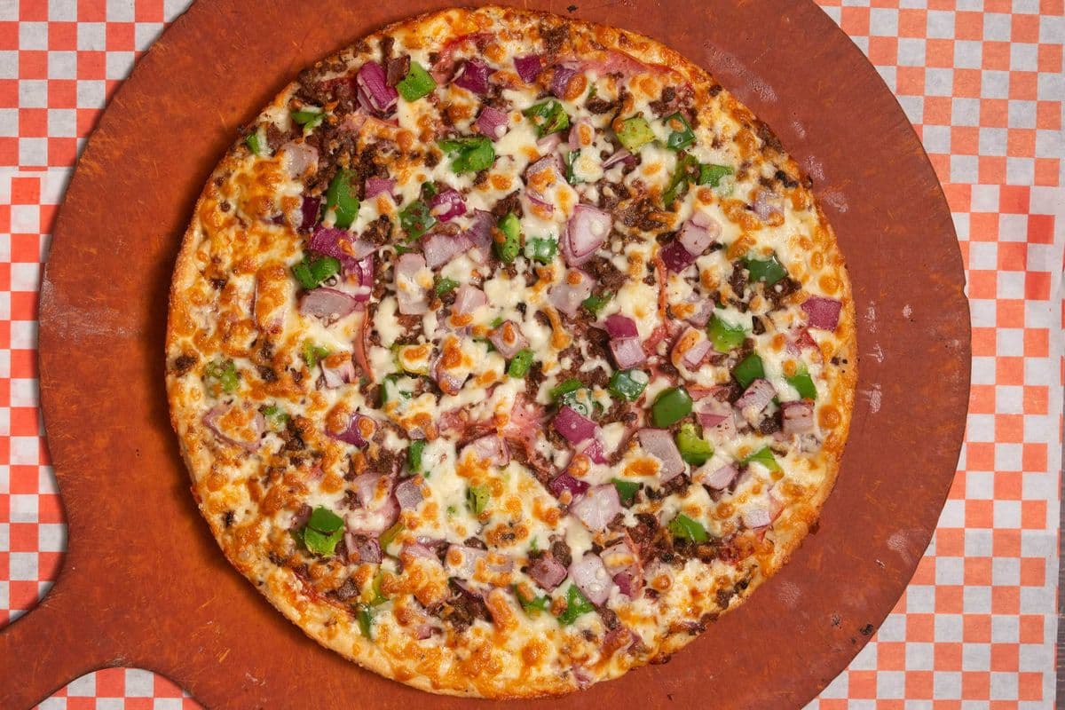 16" Extra-Large Deluxe Pizza
