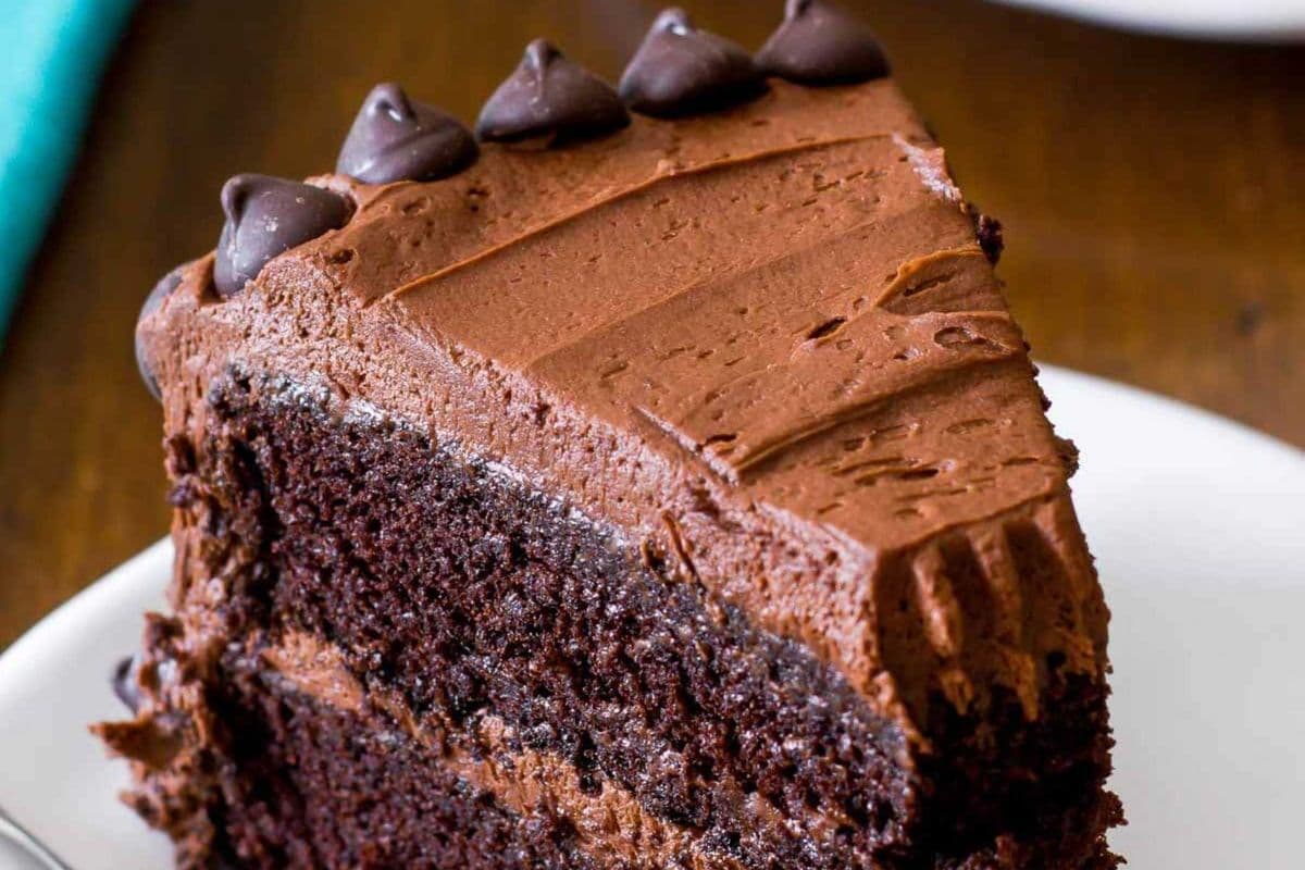 Soo Good Chocolate Cake Slice