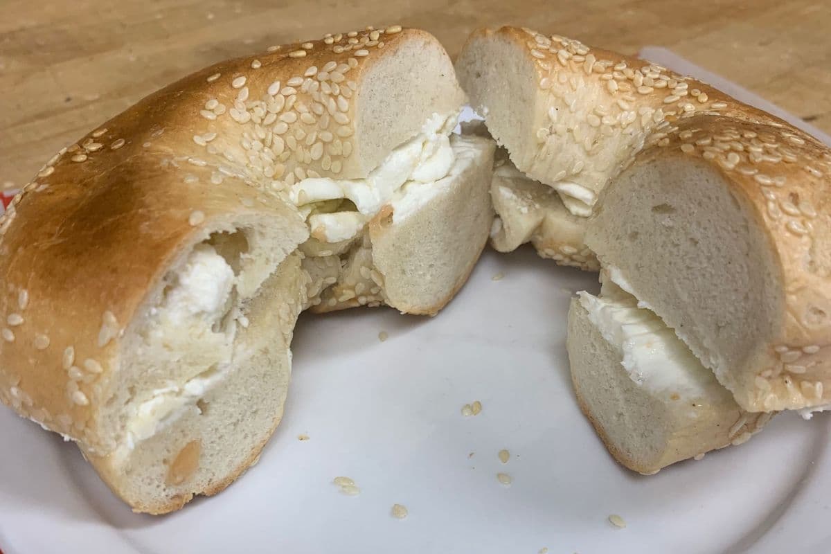Bagel et fromage à la crème / Bagel and Cream Cheese