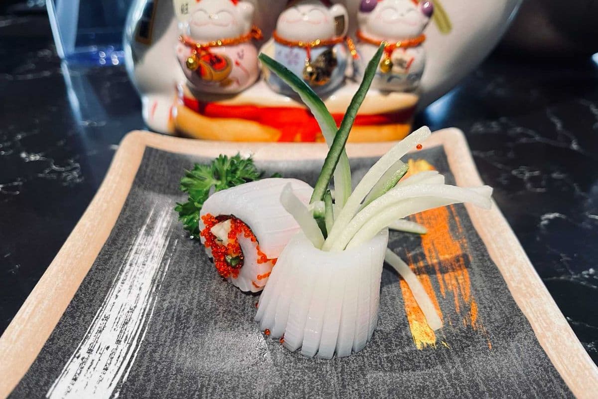 Ika Sashimi (4 pcs)