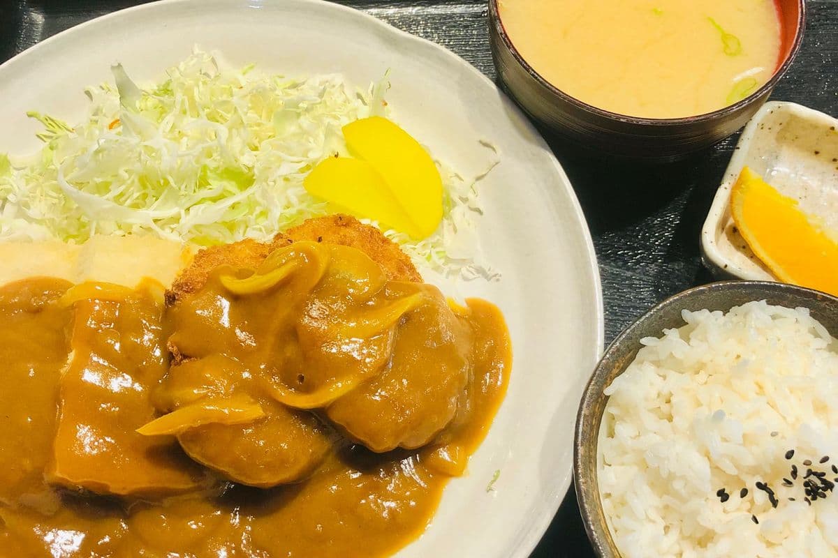 Tofu Potato Croquette Curry Set