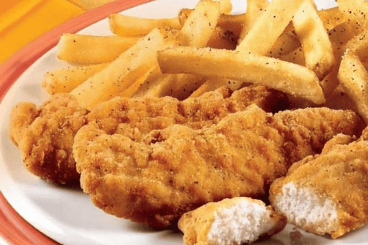 Chicken Fingers with Fries (4 Pcs)