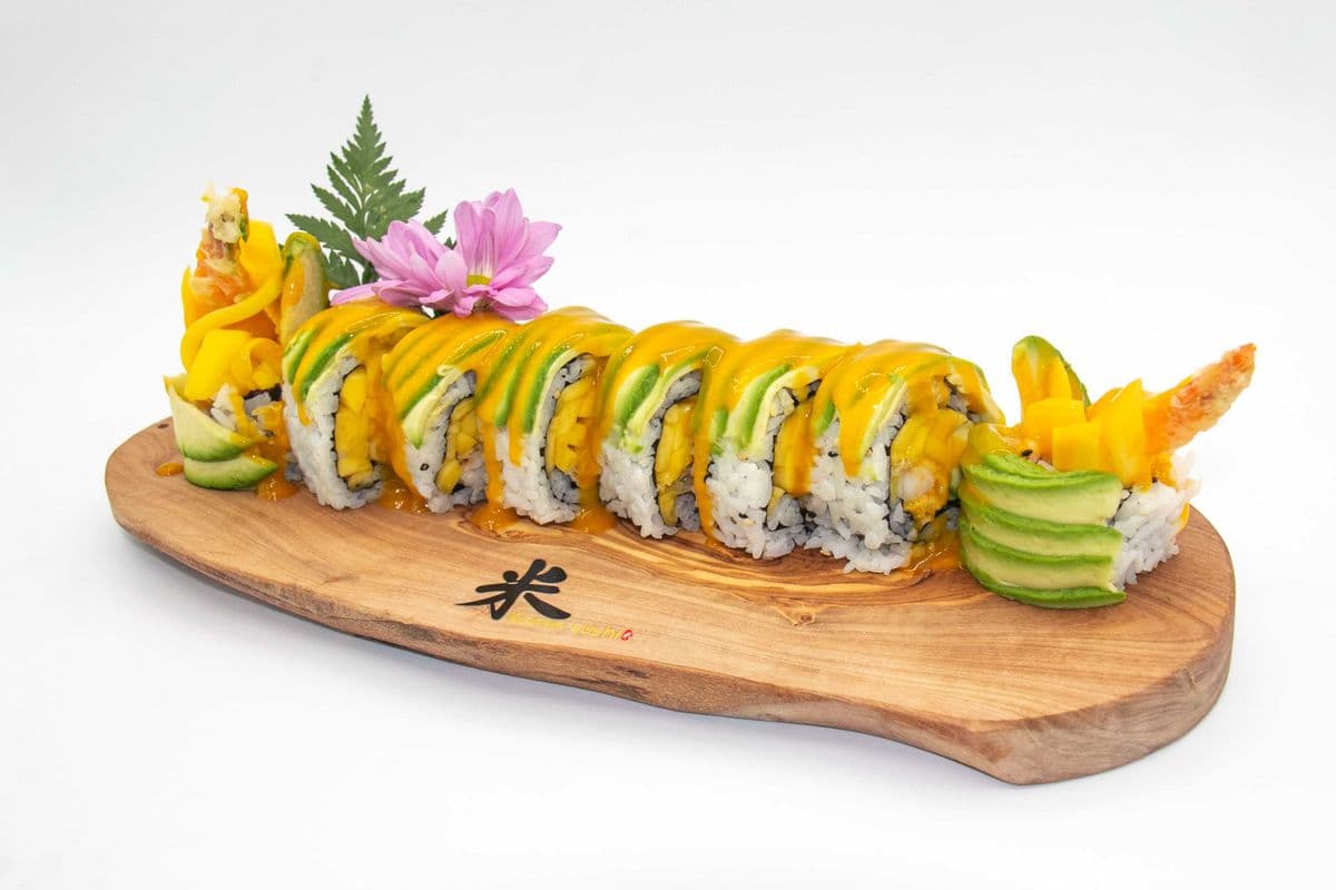 SR7. Mango Tango Roll (8pcs)