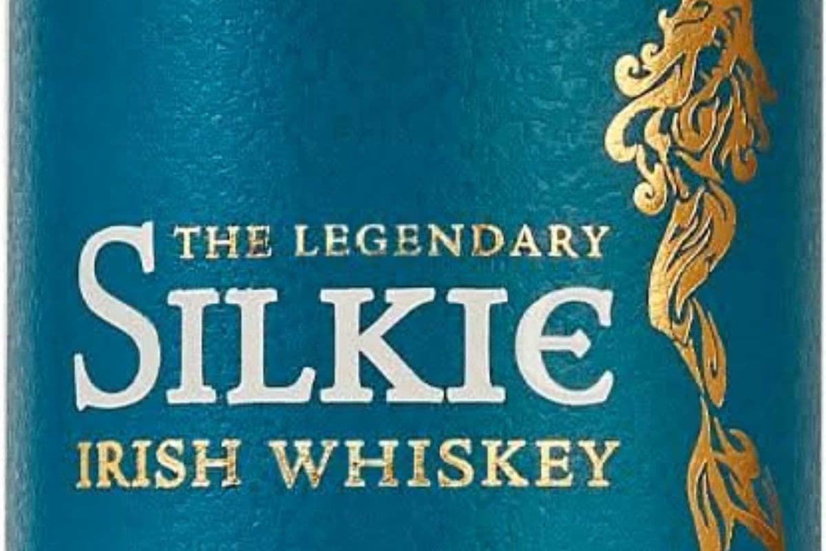 The Legendary Silkie Irish Whiskey 750ml (1 x 750ml)
