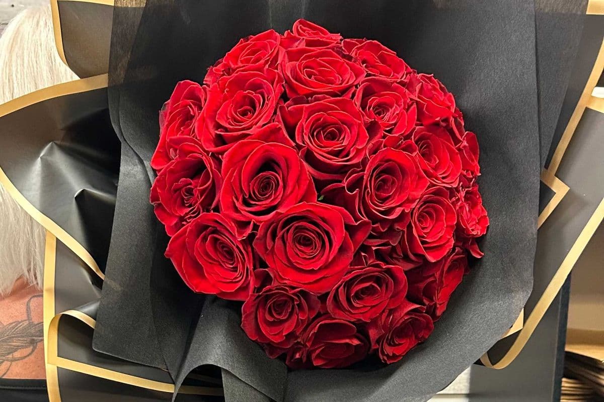 Red Love -24 ROSE BOUQUET