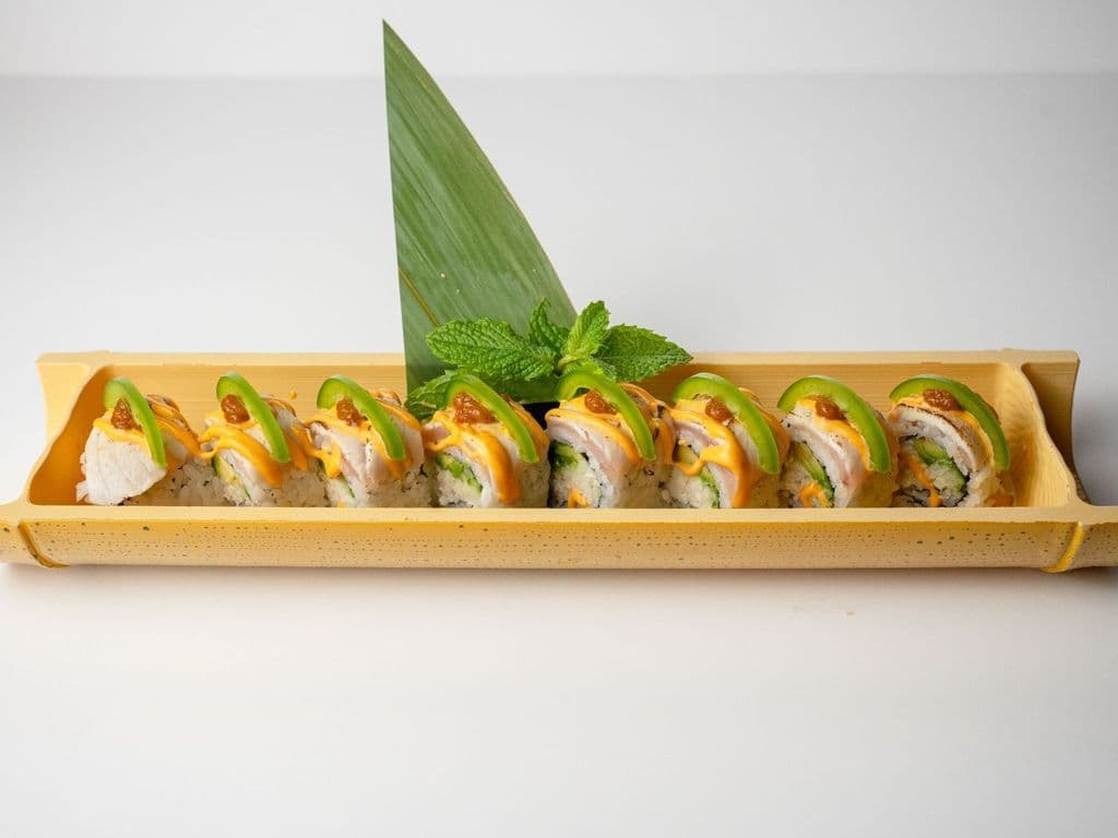 Seared Tuna Roll 8pcs