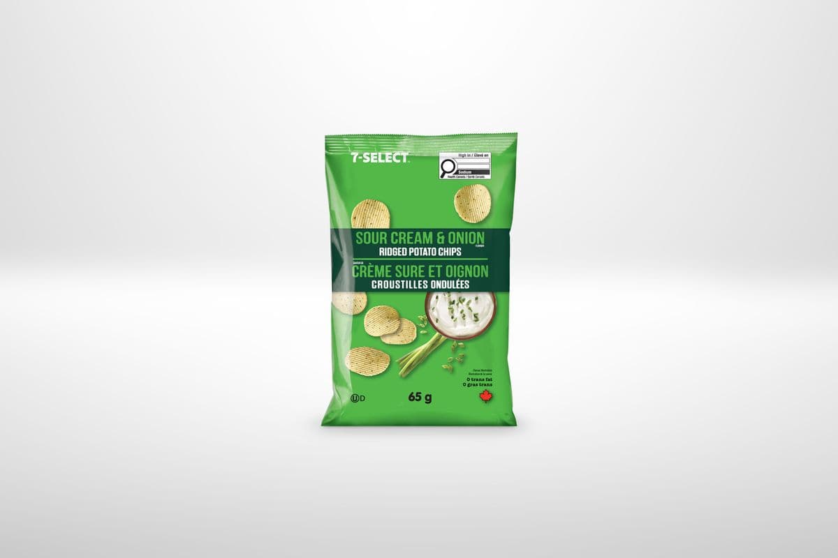 7-Select Sour Cream & Onion Ridged (65 g)