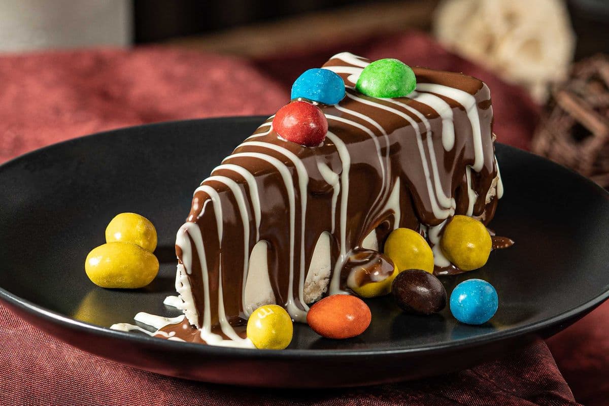 M&M’s Chocolate Cheesecake