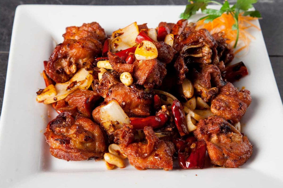 Diced Chicken with Chilli Oil 辣子雞