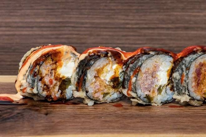 Spicy Hot Tuna Roll (8 pcs)