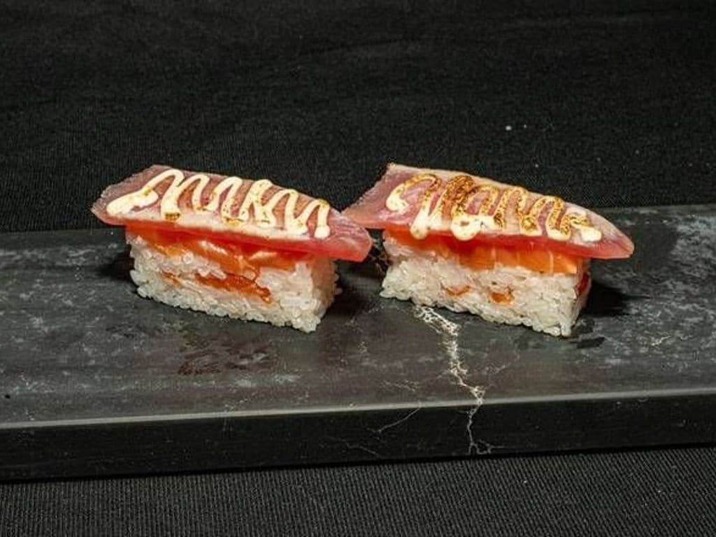 16. Torch Tuna Oshi (6pcs)