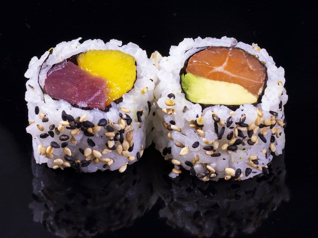 Salmon & Tuna Roll Combo (16pc)