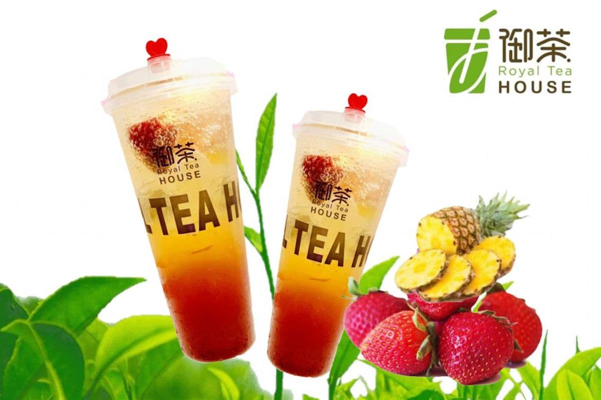 Strawberry Pineapple Sparkling Water