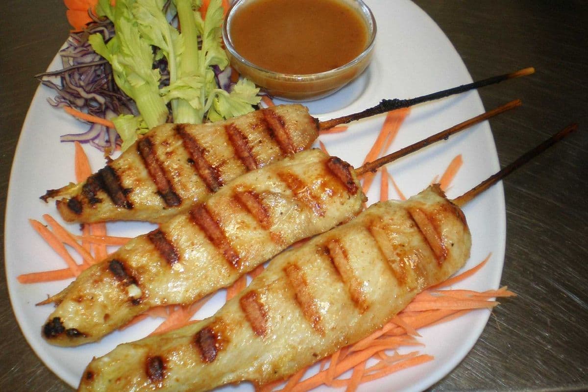 A8. Chicken Satay
