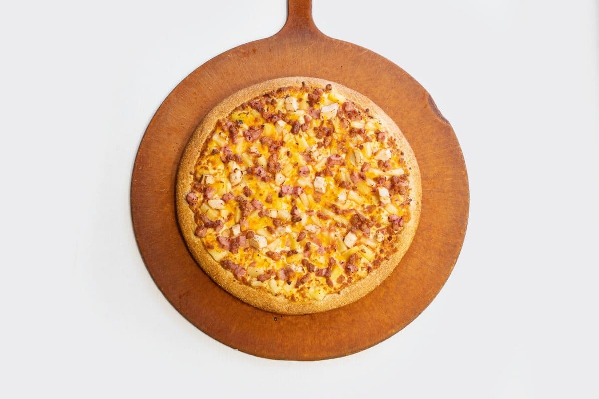 12" Medium Southwest Hawaiian Pizza