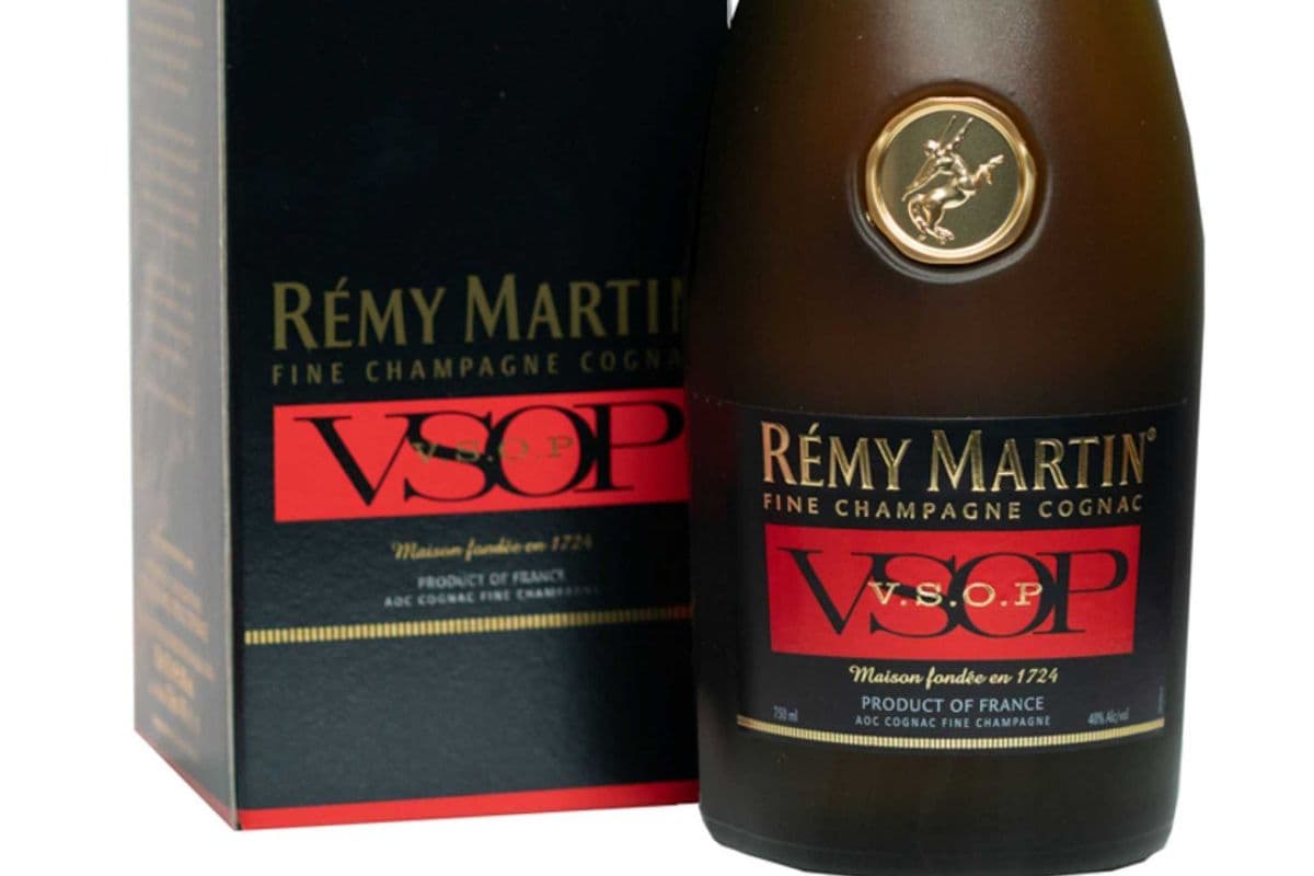 REMY MARTIN VSOP FINE CHAMPAGNE COGNAC (1 x 750 ml)