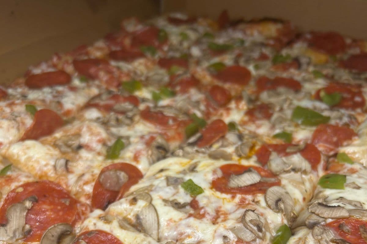 Build Your Own Party Size Pizza