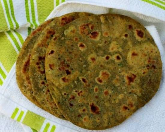 Makki di Methi Roti
