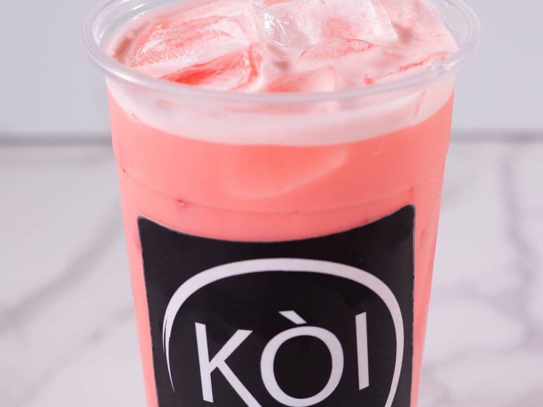 STRAWBERRY MILK TEA