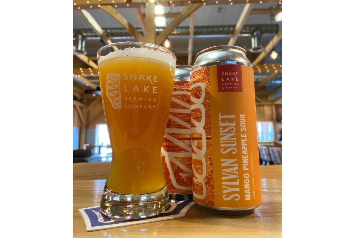 SYLVAN SUNSET MANGO PINEAPPLE SOUR 4PK (4 x 473ml)