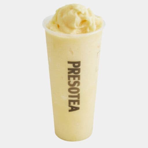 Fresh Pineapple Coconut Slush / Frappé glacé coco-ananas