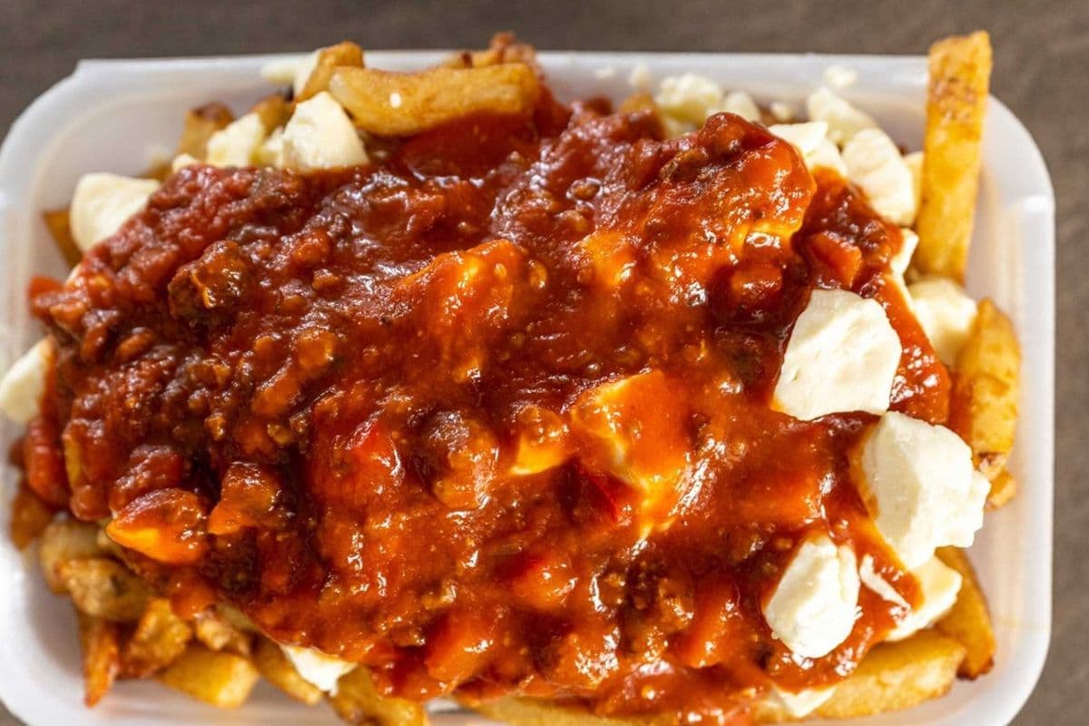 Poutine sauce à la viande / Poutine with Meat Sauce