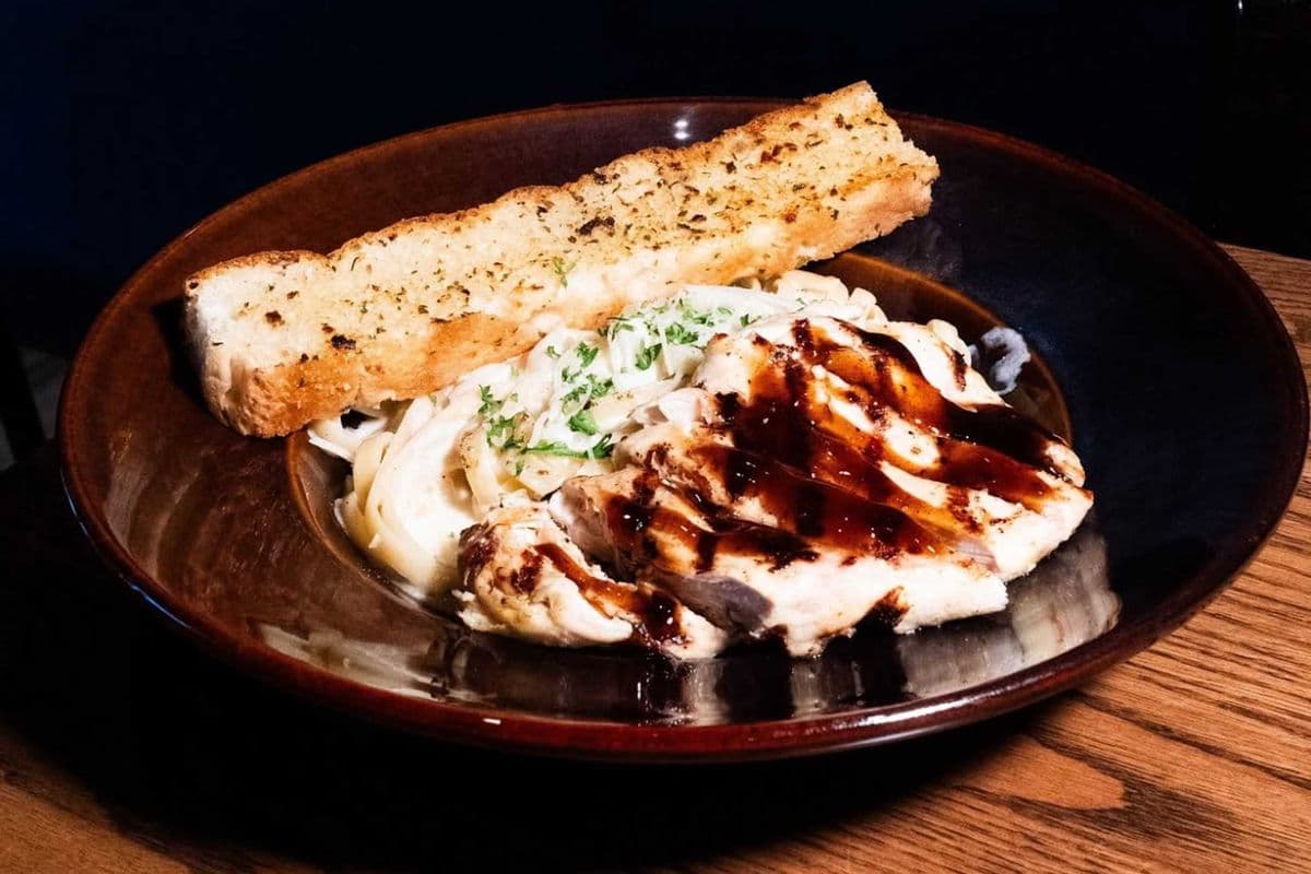 Twisted Fettuccine Alfredo