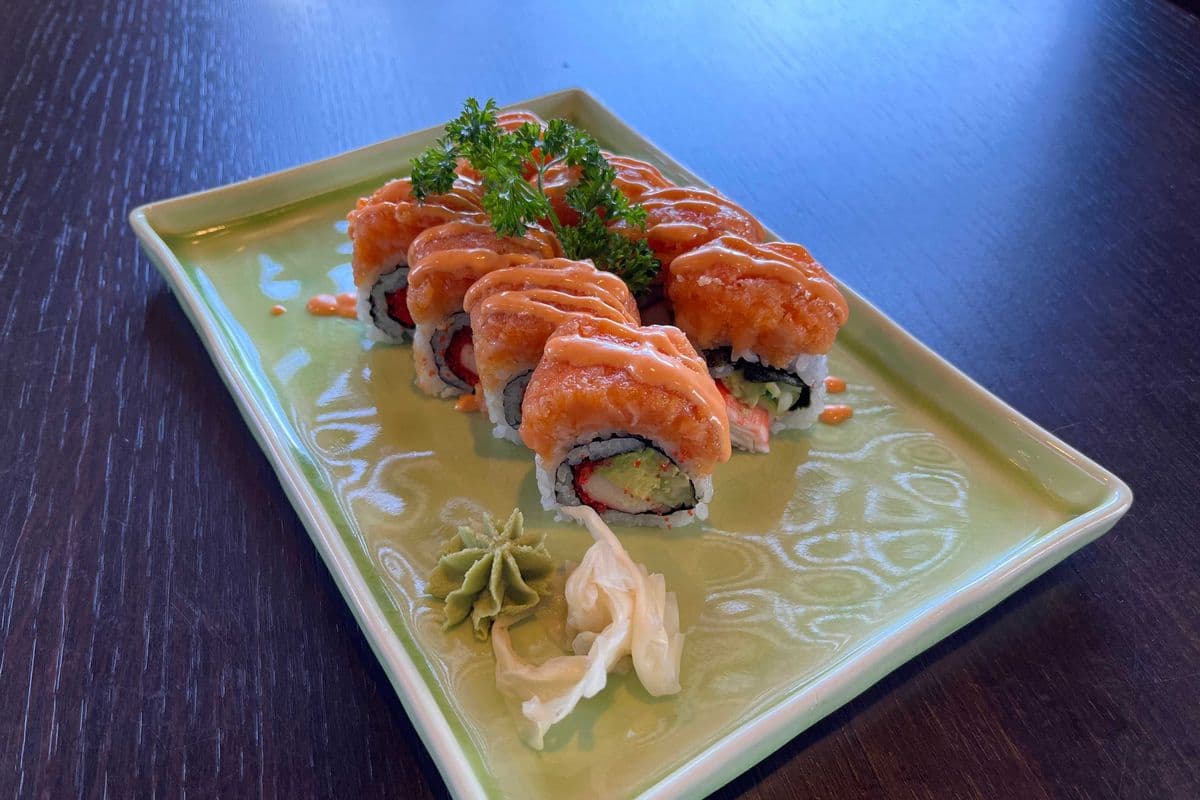 127. Spicy Tuna California Roll (8 pcs)